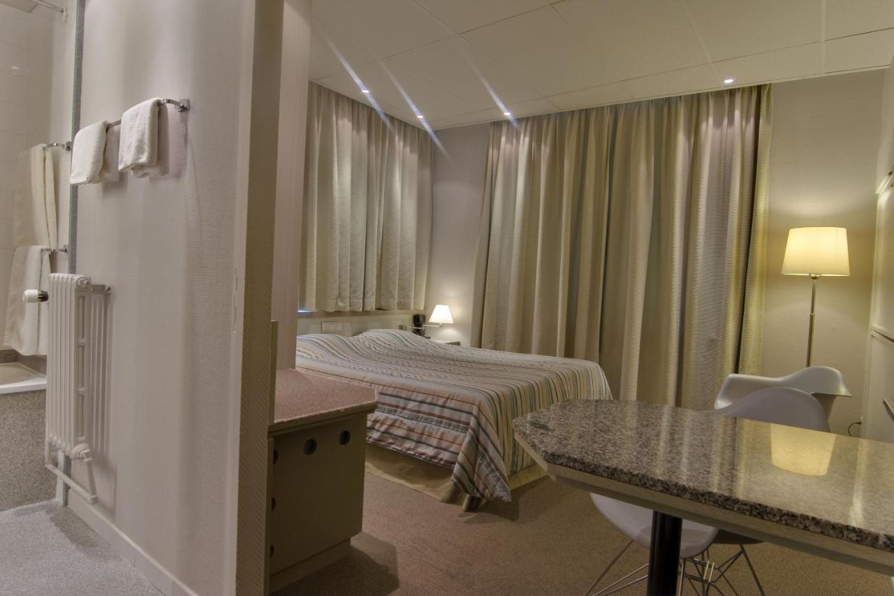 Glenmore 3*