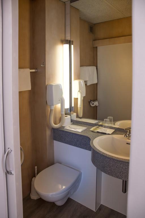 Glenmore Hotel