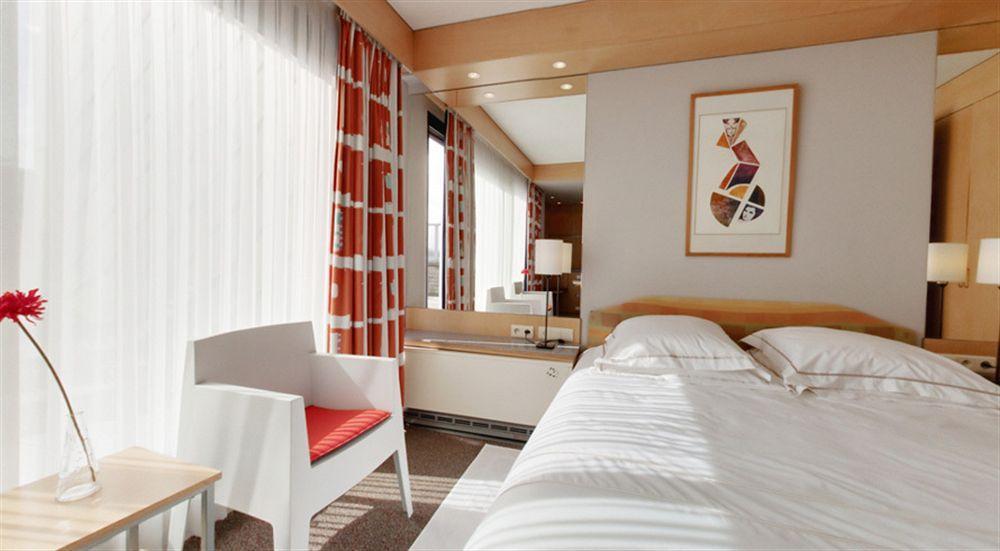 Hotel Glenmore 3*